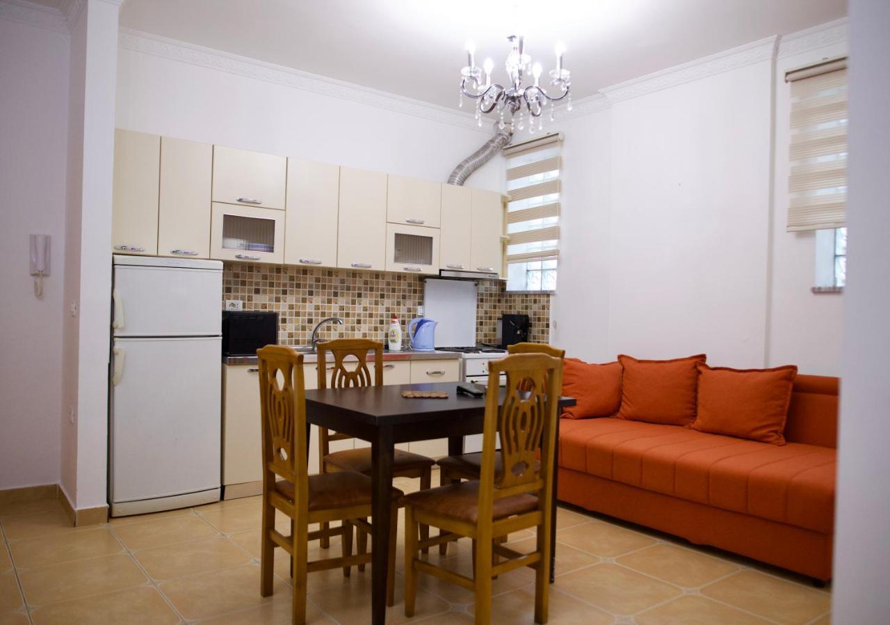 Nea'S Apartment Shkoder Exterior photo