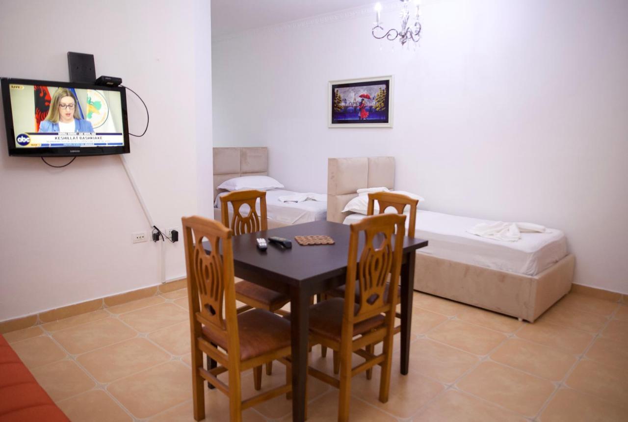 Nea'S Apartment Shkoder Exterior photo